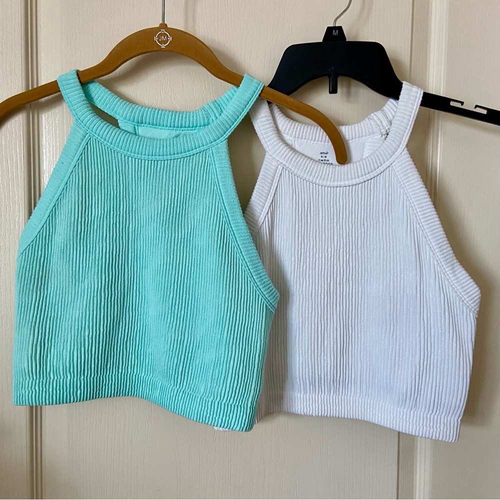 ⭐️Set of Aerie Ribbed High Neck Athletic Crop Tops⭐️